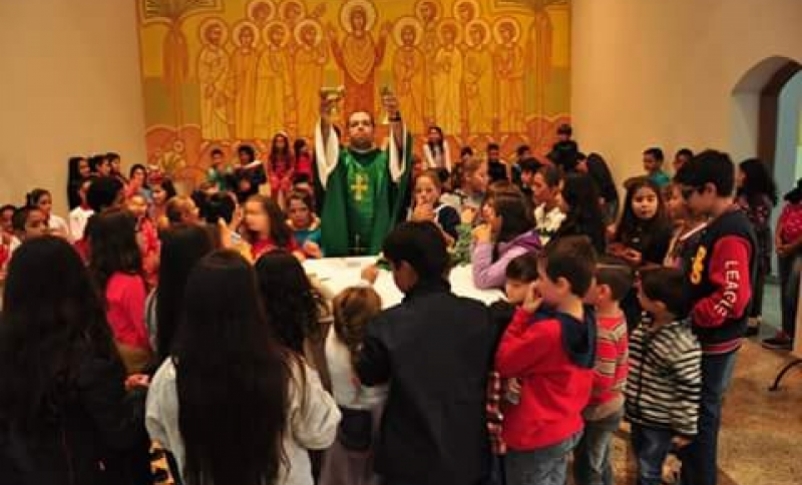 Católicos convocam reunião pela permanência do Pe Fernando